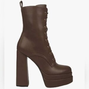 NEW! London Rag boots.